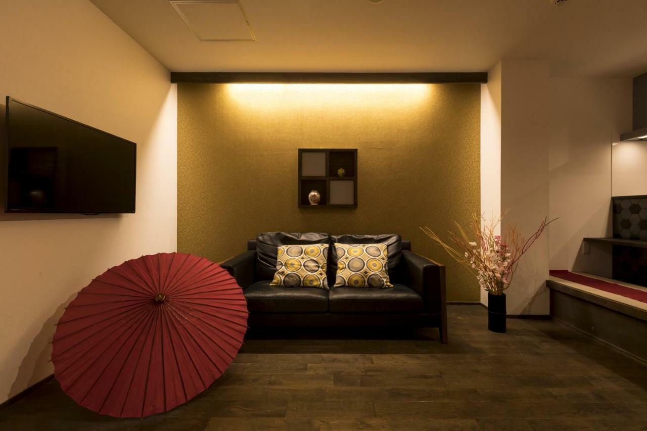 Guesthouse Raku Kyoto Exterior photo