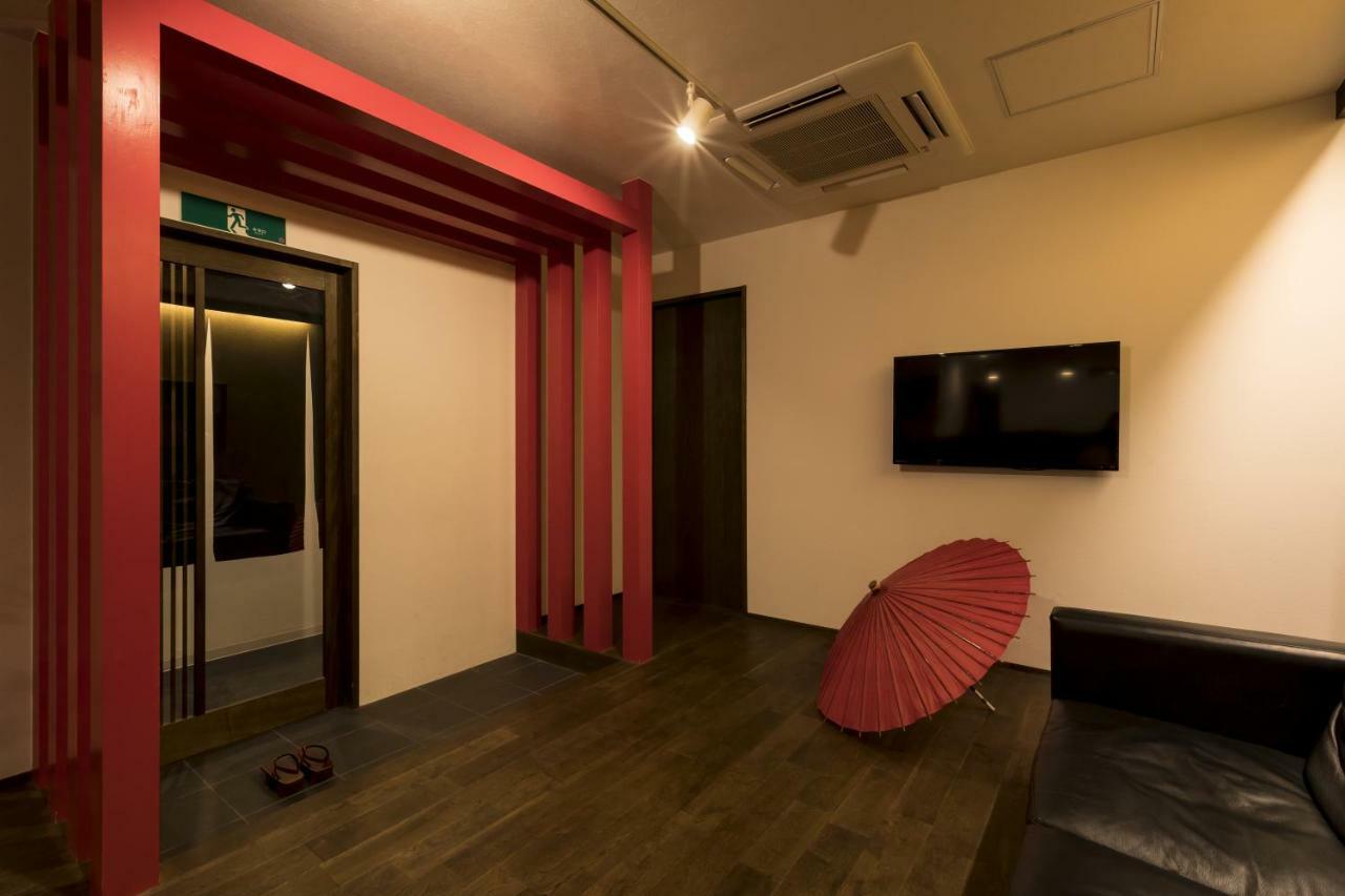 Guesthouse Raku Kyoto Exterior photo
